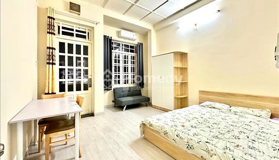 Cuối tháng trống phòng ban công cửa sổ thoáng khí gần Etown  - Ảnh 1