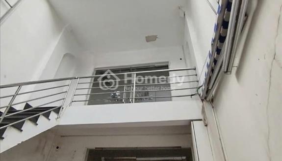 CHDV Mặt Tiền D5 4.2x22m, 1trệt, 4lầu. 9phòng, 5wc, ngay ĐH Ngoại Thương.  - Ảnh 1