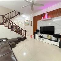 Bán nhà 5 tầng ngõ 118 Nguyễn Khánh Toàn, Cầu Giấy, 61m2, mt 4.5m, nhỉnh 10 tỷ