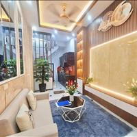 Bán nhà  trung tâm đống đa, tầm tiền, đủ công năng, nhà đẹp, khách về ở luôn 0969.577.663