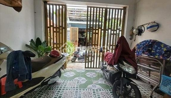 KD nợ Bank cần bán gấp nhà 1T1L Phú Thuận Q7 51m2/ 1 Tỷ 070Tr - SHR ., lh Thịnh 0795684864 - Ảnh 1