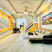 Nhà đẹp 1 trệt 2 lầu Đường số 18, Thủ Đức. DT: 56m2. Giá: 2 Tỷ 150. Nhà có sổ riêng, hẻm ô tô 5m 