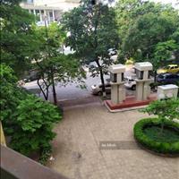 Cần bán nhanh căn chung cư 2 phòng ngủ, 65 m2, giá 2.45 tỷ tại Cầu Giấy - Hà Nội