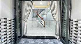 Bán nhà quận 12 đường 5m xe hơi vào tận cửa cần bán gấp - Ảnh 2
