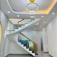 Định cư bán nhà 1T 1L 59m2 đường Mễ Cốc, Q8 kế chợ Vạn Nguyên giá 1ty135tr, nhà mới ở ngay.
