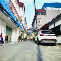 Bán Nhà 3,5 tầng ngõ 5m dãi nhựa, OTO đỗ cửa ngày đêm