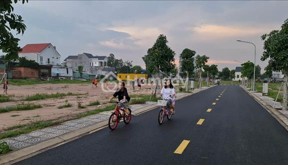 CHỉ 400tr sỡ hữu ngay lô đất thành phố mặt tiền nhựa 30m LK sân bay quốc tế long thành - Ảnh 1