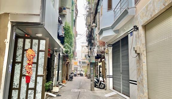 Bán nhà Trần Quý, 40m2, Nhà 4 tầng, Hẻm xe hơi, Quận 11, Giá 8.4 tỷ, LH: 0934723819 My - Ảnh 1