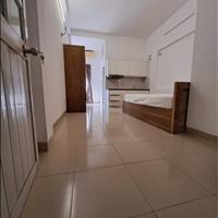 Chính chủ cho thuê căn hộ dịch vụ 28m2, giá ưu đãi chỉ 5tr5 ngay Quận 1, full đồ, dọn vào ở luôn