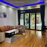 Chính chủ cần bán gấp nhà nguyên căn giá hấp dẫn - view đẹp, đường oto