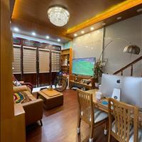Chính chủ bán nhà đường Hoà Mỹ, 39m2, 2 tầng, ngang 3.9m, giá chỉ 7.2 tỷ