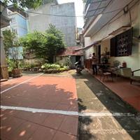 Đất đẹp giá rẻ , ô tô đỗ cách cửa 15m , phù hợp xây CCMN