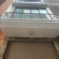 CCMN sát ĐH: Bách Kinh Xây - 42m, Thang máy - 10m ra oto tránh, sát phố Cực Hiếm - Giá rất hợp lý!