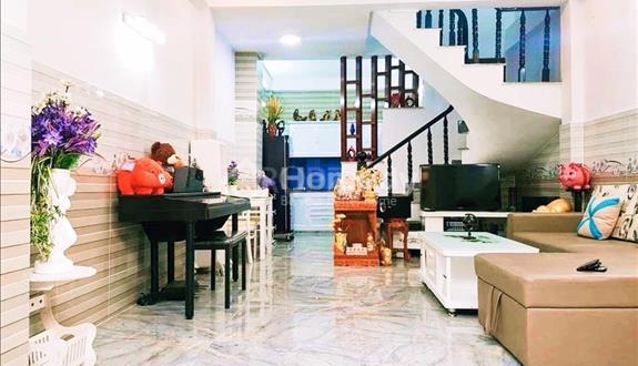 Vỡ nợ bán nhà 60m2/1TY1 - Hưng Phú Q8 sổ riêng cho thuê 9 Triệu LH Duy - Ảnh 1