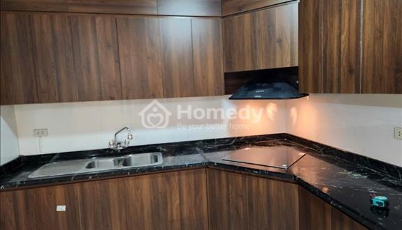 Cho thuê nhà Đê La Thành,45m2,có 5pn+3wc, ngõ thông tứ tung, ưu tiên ở Gđ,Nhóm,Kd online - Ảnh 1