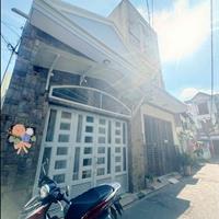 Hàng độc tại Đường Lê Trọng Tấn nở hậu gần 5m, Hẻm xe tải, nhỉnh 6 tỷ, 56m2, 3 PN, 3 PT,