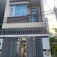 Nhà riêng 2 tầng 90m2, hẻm ô tô ngay chợ Hiệp Bình
