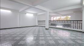 Chủ nhà cần cho thuê nguyên căn nhà mặt tiền 200m2 tại Quận 4 - Ảnh 16