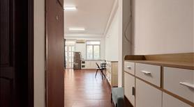 Căn hộ mặt tiền Q1  Rộng 52m2 cho thuê - Ảnh 7