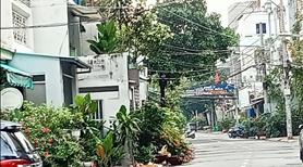 nhà mặt phố sầm uất, khu dân trí cao, đường rộng thông thoáng, thuận lợi cho kinh doanh buôn bán - Ảnh 2