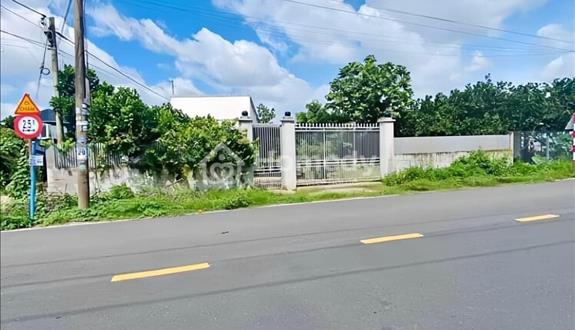 235 triệu đất sát Thành Phố Đồng Xoài mặt tiền đường nhựa 20m có thổ cư kinh doanh buôn bán - Ảnh 1