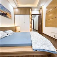 Nhà 5 Tầng 7 Ngủ Ngõ Thông Ô tô Đỗ Cửa