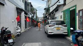 bán nhà 1 trệt 2 lầu - 3 phòng ngủ - 3 nhà vệ sinh - gần siêu thị aone tân phú - gọi cho em xem nhà - Ảnh 2