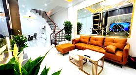Nhà Phố Vip ! Chỉ 7.8Tỷ- Tôn Thất Tùng, Đống Đa- Gần Phố- Ở Ngay- Full Nội Thất. - Ảnh 2