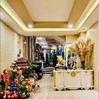 Nhà đẹp ở ngay - Tặng nội thất sang sịn - TT Hoàn Kiếm - Ngõ thông , thoáng trước sau - Giáp Hồng H