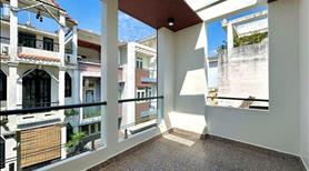 Nhà đẹp ,phong cách hiện đại. 50M2 X 3,5T hẻm 7M đường Lê Văn Quế, giá sốc chỉ 6,6 tỷ. - Ảnh 5