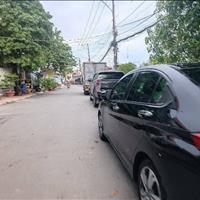 Nhà Linh Xuân, dt 61m2, giá 3,65 tỷ còn thương lượng. 