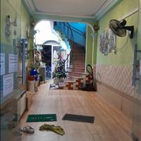 Chính chủ cho thuê phòng tầng 1 làm văn phòng giao dịch, đại diện hoặc mở quầy thuốc., kinh doanh.