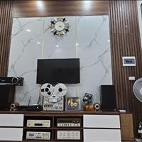 -Bán nhà cổ nhuế 34m2 ,cấp 4 ,mt4m giá chỉ có 1,5 tỷ lh:0989,326,141