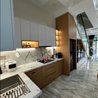 Chuyển nhà cần bán gấp nhà 1T2L 3 PN 3 WC sổ riêng chính chủ giá còn thương lượng
