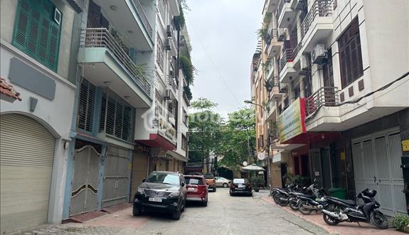 ✅  Tìm mỏi mắt mới được căn nhà đẹp này, Cầu giấy, vị trí kinh Doanh 2  
😱 DT: 50M2 , 6T - Ảnh 1
