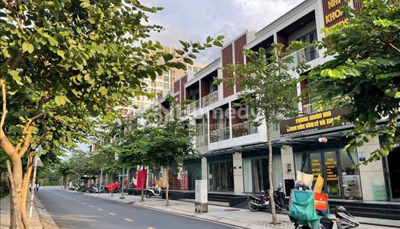 Nhà phố Q12, Cam kết mua lại 20%, khu dân cư hiện hữu - Ảnh 1