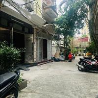chủ nhà cần bán gấp căn nhà 5 tầng trục đường  Láng Đống Đa,