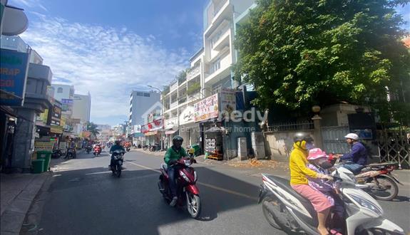 Bán Gấp Toà Nhà Mặt Tiền Nguyễn Văn Đậu ,9x35m, 7 lầu - Ảnh 1