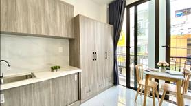 Studio ban công full nội thất quận 4 - Ảnh 2