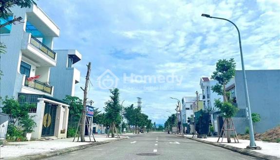 Cần bán đất tại Phú Mỹ- Quảng Ngãi, dt 125m2 giá chỉ từ 11 triệu/m2, sẵn sổ. Lh: 0945 676 676 - Ảnh 1
