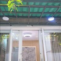 Bán nhà hẻm đã hoàn thiện cực rẻ giá chỉ 1.39T . Nằm Cao Lỗ gần với AEON Parc Mall Q8.