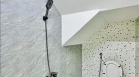 Cần tiền cho con đi du học bán nhà đường Dương Đình Nghệ P8 Quận 11. Giá 1tỷ750 40m2  - Ảnh 5