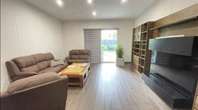 Nhà sân vườn, 2 phòng ngủ, ban công rộng ở Tây Hồ cho thuê 0972672688 - Ảnh 10