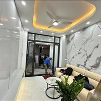 Chính chủ bán nhà quận Hoàng Mai, 35m2, 3 tầng, sổ đỏ vuông