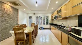 Nhà đẹp, 5 phòng ngủ, nhiều ánh sáng ở đường Từ Hoa cho thuê 0972672688 - Ảnh 3