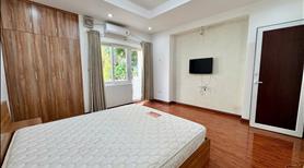 Nhà đẹp, 5 phòng ngủ, nhiều ánh sáng ở đường Từ Hoa cho thuê 0972672688 - Ảnh 7