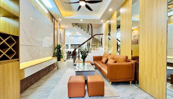 Nhà phố Nam Dư. Lĩnh Nam. 33m2. Xây 5 tầng. Khu vực an sinh bậc nhất phố. Các ôtô 10m. - Ảnh 1