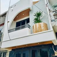 Bán gấp nhà đường Nơ Trang Long, P7, Bình Thạnh. Giá 1tỷ99 DT 31,5m2 sổ hồng.