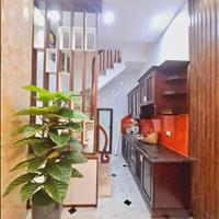 nhà đẹp dân xây Nguyễn Khánh Toàn (30m2 x 5T) - GIÁ 5.85 Tỷ