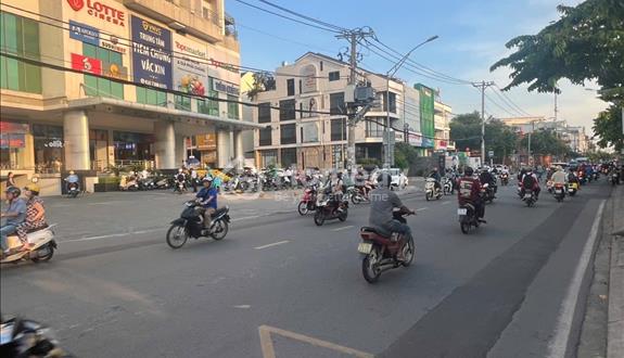 Chủ ngộp 6 tỷ bán nhà trệt lầu - 144m2 (ngang 9m x dài 16m) - Đặng Văn Bi - Võ Văn Ngân. - Ảnh 1